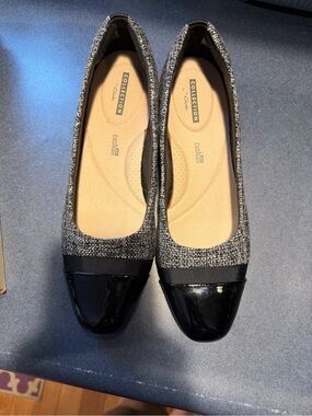 Clarks Grey Tweed Flats with Black Patent Cap Toe